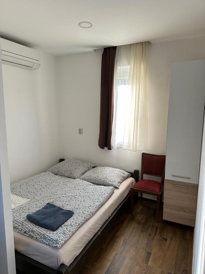 Beregi Apartman Tiszaújváros Exterior foto